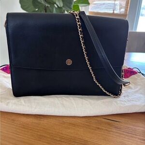Tory Burch Parker Large Convertible Shoulder Bag- Black